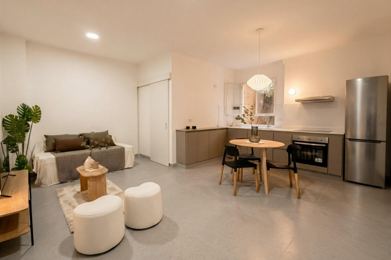 Projects CRUDO O1/ Cocina comedor